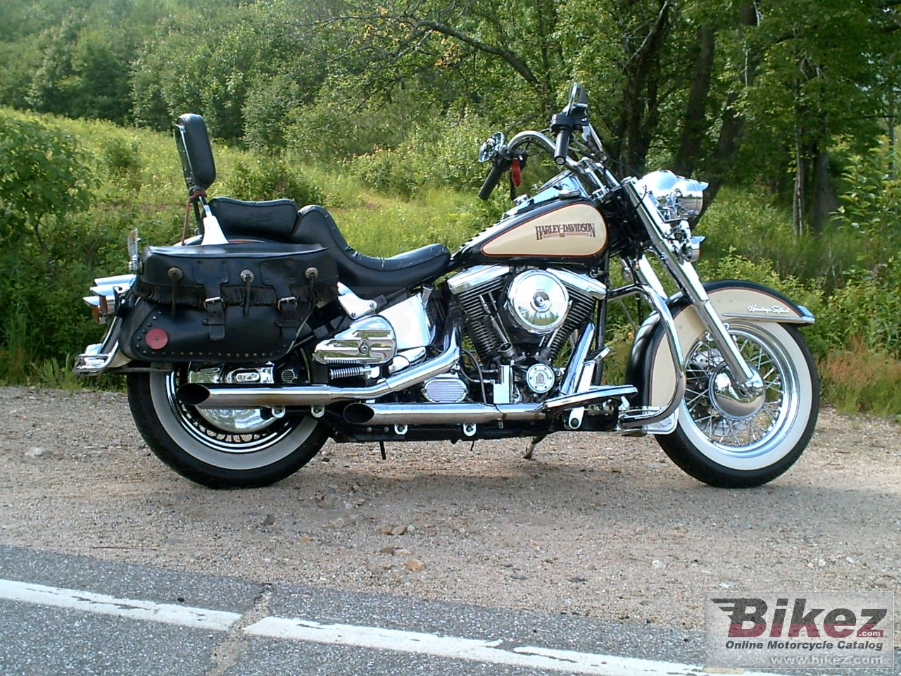 Ölfilter HF171C Chrom Für Harley Davidson FXSTC 1584 Softail